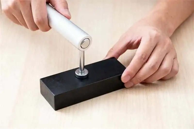 How to Demagnetize A Magnet