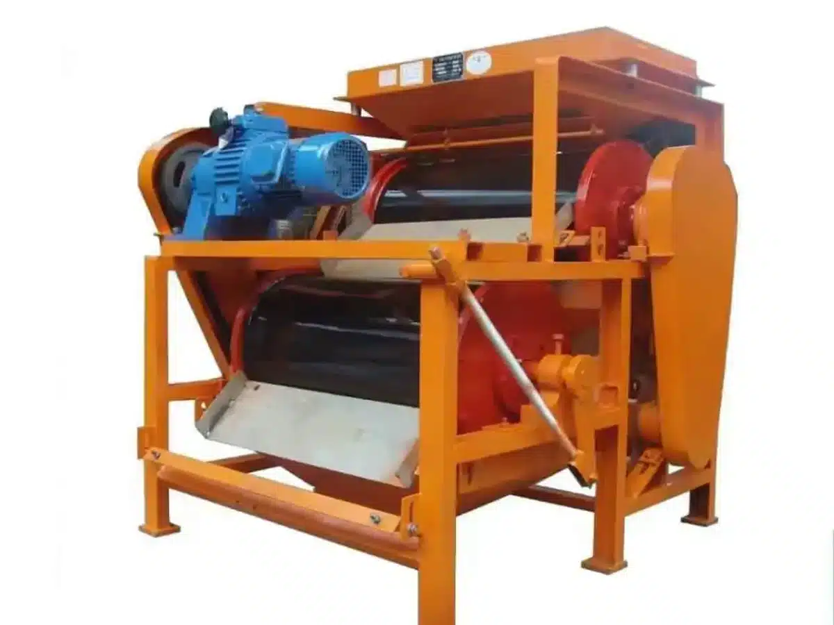 Dry magnetic drum separator equipment used to illustrate continuous separation