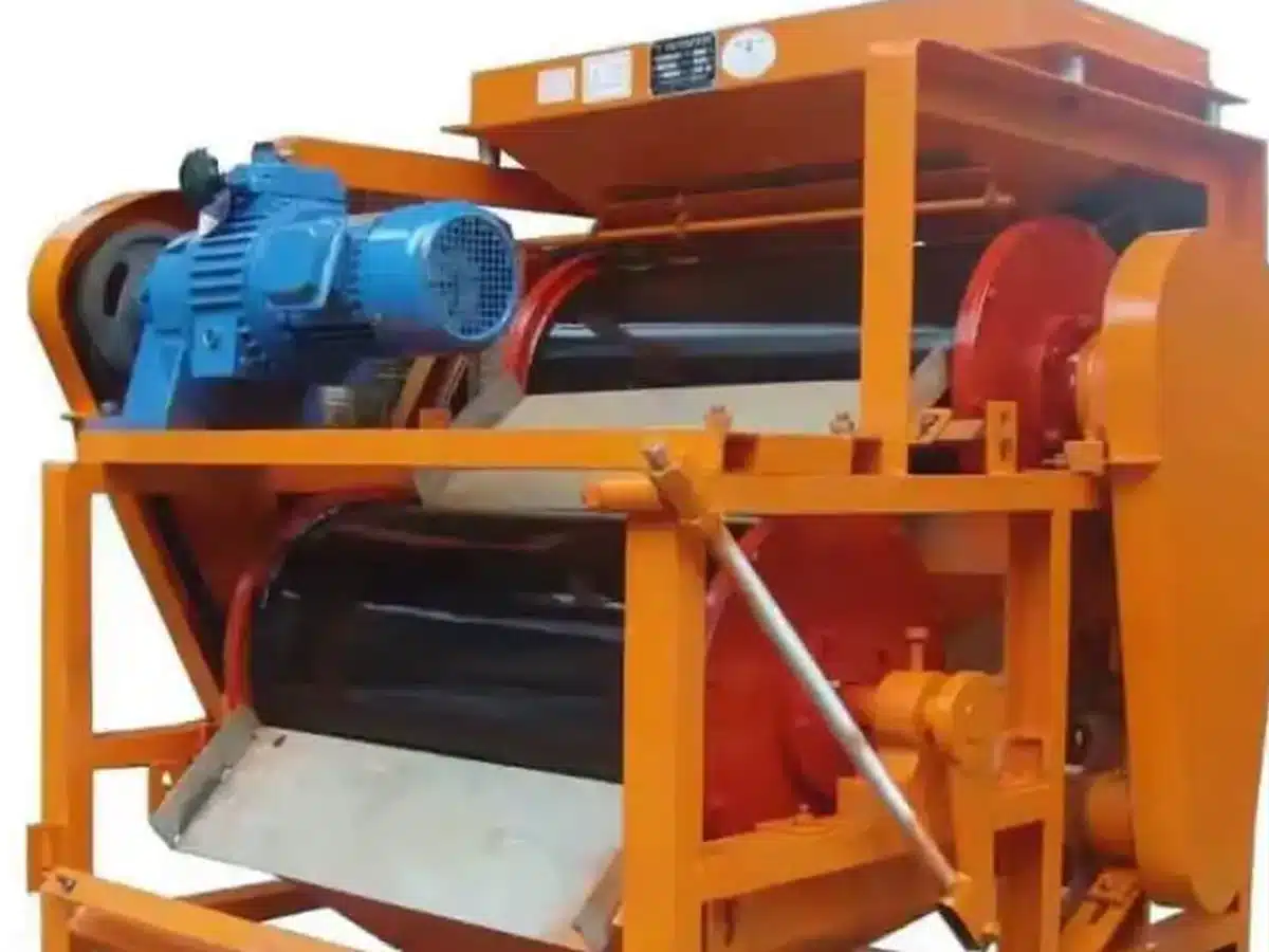 Magnetic drum separator shell drive and frame detail