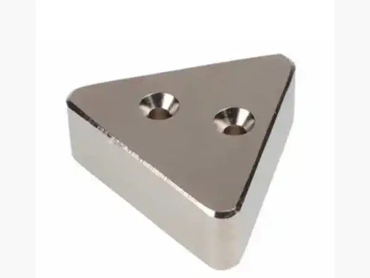 Close-up a triangular neodymium magnet